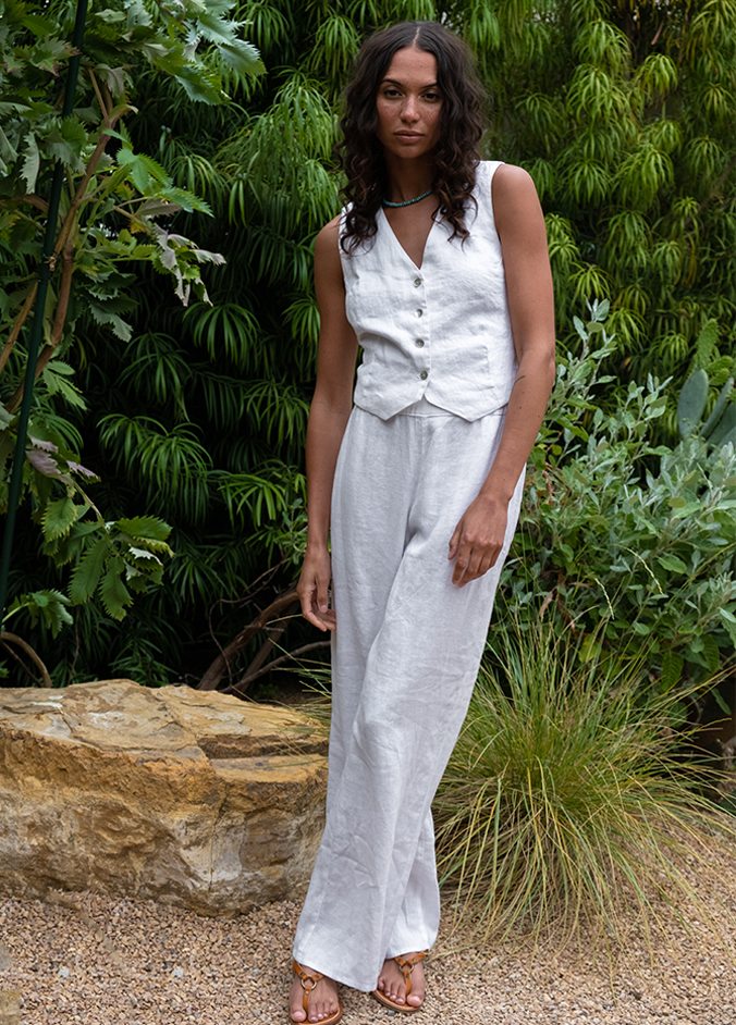 Mia Pant